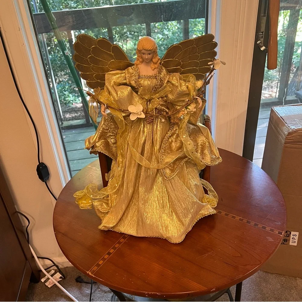 Angel Christmas Tree Topper 18” Big Holiday Time Golden Home Decor